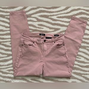 Buffalo David Bitton Aubrey mid rise grazer blush pink